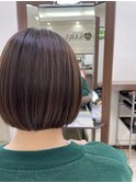 ショートボブ