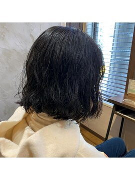 カフネ(CAFUNE) 黒髪 BOB / クリープパーマ