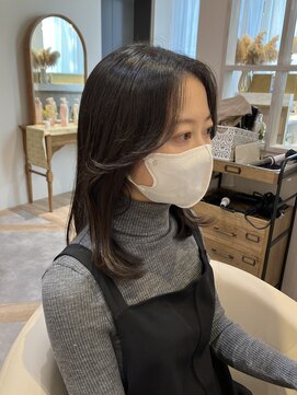 アンド ラ ブランシュ(&.La Blanche) 大宮/髪質改善/ヘッドスパ/顔まわりカット/センター分け前髪