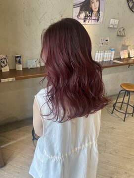 リー ヴィータ 上新庄(Lee Vita) チェリーレッド/巻き髪／韓国風