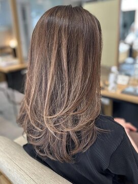 フリップビーアヴェダ(FLIP B AVEDA) 本八幡×ハイライト×白髪ぼかし×ケアブリーチ