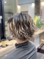 ノイ(noi.)&nbsp;【noi.】ハイトーン×ラフウェーブパーマ