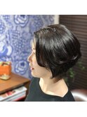 ボリュームアップエレガンスショートヘア