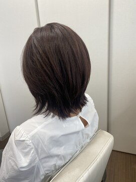 ドゥージングヘアースクラッチ(Dozing Hair Scratch) 肩上ボブレイヤー