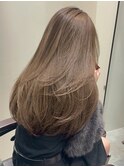 オリーブベージュナチュラルレイヤーカット