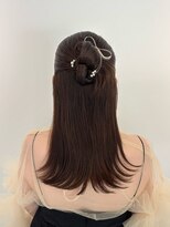 ミンクスオーバー(MINX OVER)&nbsp;【ヘアセット】タイトハーフアップ×カチモリ