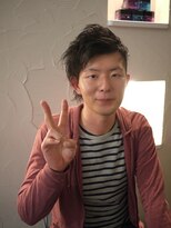 アーク シエル(Ark Ciel)&nbsp;2ブロックアシンメトリーウルフ黒髪暗髪大人メンズカット