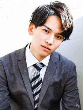 アフロート ディル(AFLOAT D'L) スーツ短髪ツーブロック束感モテる黒髪パーマ流行新郎髪型結婚式