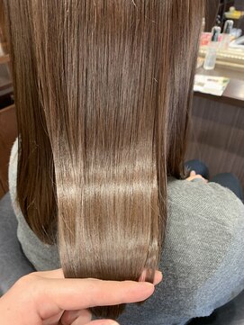 髪の美院 シャルマン ビューティー クリニック(Charmant Beauty Clinic) ツヤブラウン