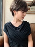 カジュアルで品のある大人女性の為のショートです。