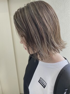 ヘアーデザイン シュシュ(hair design Chou Chou by Yone) 透け感ハイライト&アッシュベージュ