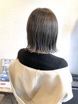 コマド(Comado)&nbsp;【冬スタイル★Check★】#うしろ姿可愛いボブ「外ハネロブ」