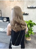 ミルクティーベージュ