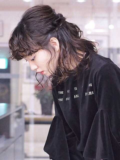 ウェーブヘアアレンジ