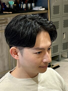 チョップチョップ(CHOP CHOP) 【船橋】30代/メンズ/センターパート/ビジネス/刈り上げ