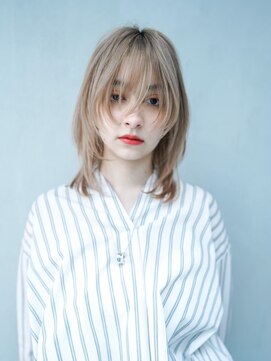 ギークス(GEEKS) 【GEEKS渋谷】ミルクティーベージュ/ハイトーン/ウルフカット/冬