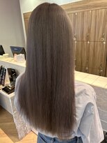 キャパサウス 春日 大野城店(CAPA south)&nbsp;ミルクティーベージュ　くすみカラー　ハイトーンロング