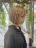 ハイトーン外国人風カラー全頭ブリーチ＋カラー＋トリートメント￥12300