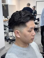 ヴィ 大宮(Vii)&nbsp;フェード/メンズ/大宮/ツイストスパイラル/波巻きパーマ