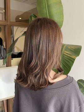 美容室 アイディー i-dee ベージュカラー
