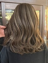 スリー(three)&nbsp;ハイライトカラー