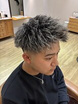 フラム ヘアデザイナーズ(FuLAM Hair designers*)&nbsp;ツイスト×ホワイトメッシュ