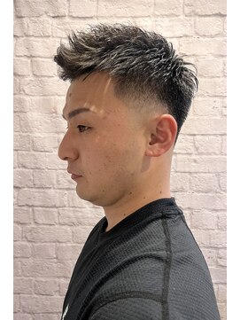 グレイスフルバーバー 赤坂見附店 アップバングフェードスタイル
