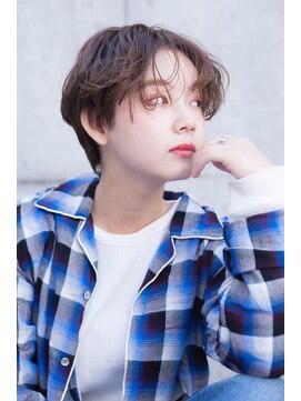 エイミー(Aimee) Aimee ウォームアッシュ×ハンサムショート