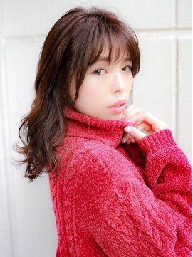 ルティア(Lutia) 似合わせカット フェザーロング★★