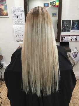 カナオア ヘアーデザイン(kanaoa hair design) ブロンド&ホワイト