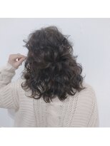 アチーブ エムプラス 茶屋町店(Achieve m +)&nbsp;ルーズなハーフアップ