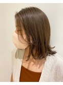 透け感ベージュ