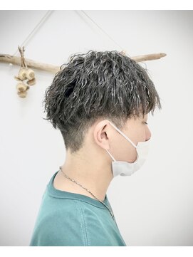 ヘアポジション 大曲北店 HAIR Position マッシュ／ツイストスパイラルパーマ