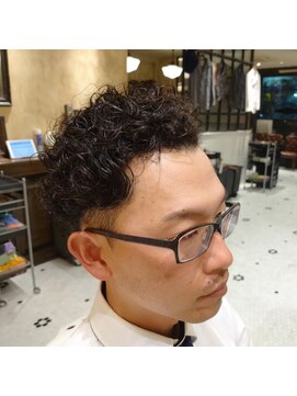 ルドローブラントオオサカ(LUDLOW BLUNT Osaka) 【LUDLOW BLUNT】ハードパーマ くるくるメンズパーマ メガネ男子