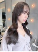 【田中杏実】ワンホンヘアに艶感たっぷりラベンダーグレージュ