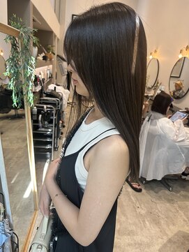 エスデザイン(es design) 赤み消しグレージュ×カラーin髪質改善トリートメント