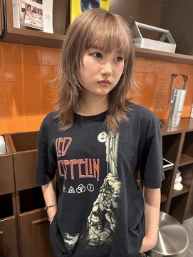 ノラキチジョウジ(NORA KICHIJOJI) ハイレイヤーカットロングレイヤーハイライトバタフライカット