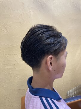 オッジ ヘアー ジャッロ(Oggi Hair giallo) 大人ショート9月