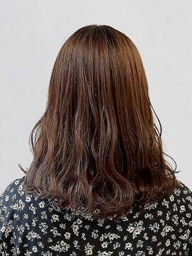 ポルト(porto produced by teatro hair salon) アッシュブラウン ミディアムレイヤー 透明感カラー 白髪染め