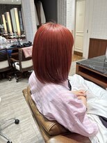 モザミ(MOZAMI)&nbsp;推し活を楽しむ深めオレンジの艶感ボブヘアカラー
