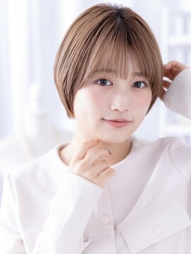 エノア バイ カバーヘア(ENOA by COVERHAIR) 40代秋の丸みショートボブ×艶ベージュ