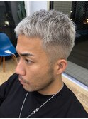 ホワイトシルバー×　メンズカット