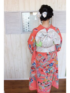 ヘアーガーデン バレッタ(hair garden barretta) ふくら雀結び　成人式着付け