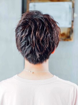 プロデュース 相模原店(Produce) 黒髪ベリーショート♪センターパート♪くせ毛風