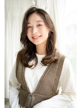 マグノリア オモテサンドウ(MAGNOLiA Omotesando) 揺らぐウェーブが大人かわいいエアウェーブパーマ・・・担当KAYO