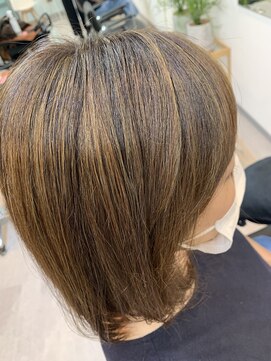 アコール 三軒茶屋(acoord) 白髪ぼかしハイライト