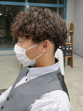 リット×ベリエ(Lit.×belier) メンズマッシュメンズヘア波巻きスパイラルパーマ波巻きパーマ