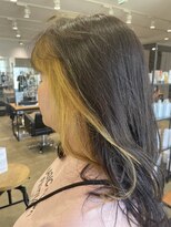 ケーオーエスビューティー(K O S beauty)&nbsp;インナーカラー×イエローベージュ