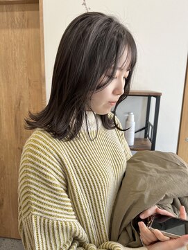 アノネ(anone) グレージュ×ミディアムロング