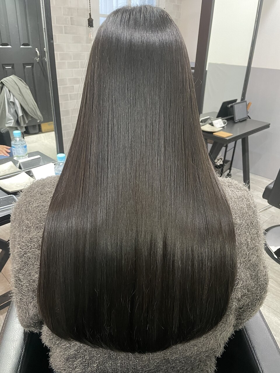 オリーブグレージュ/髪質改善トリートメント【duehair 砂川 翔